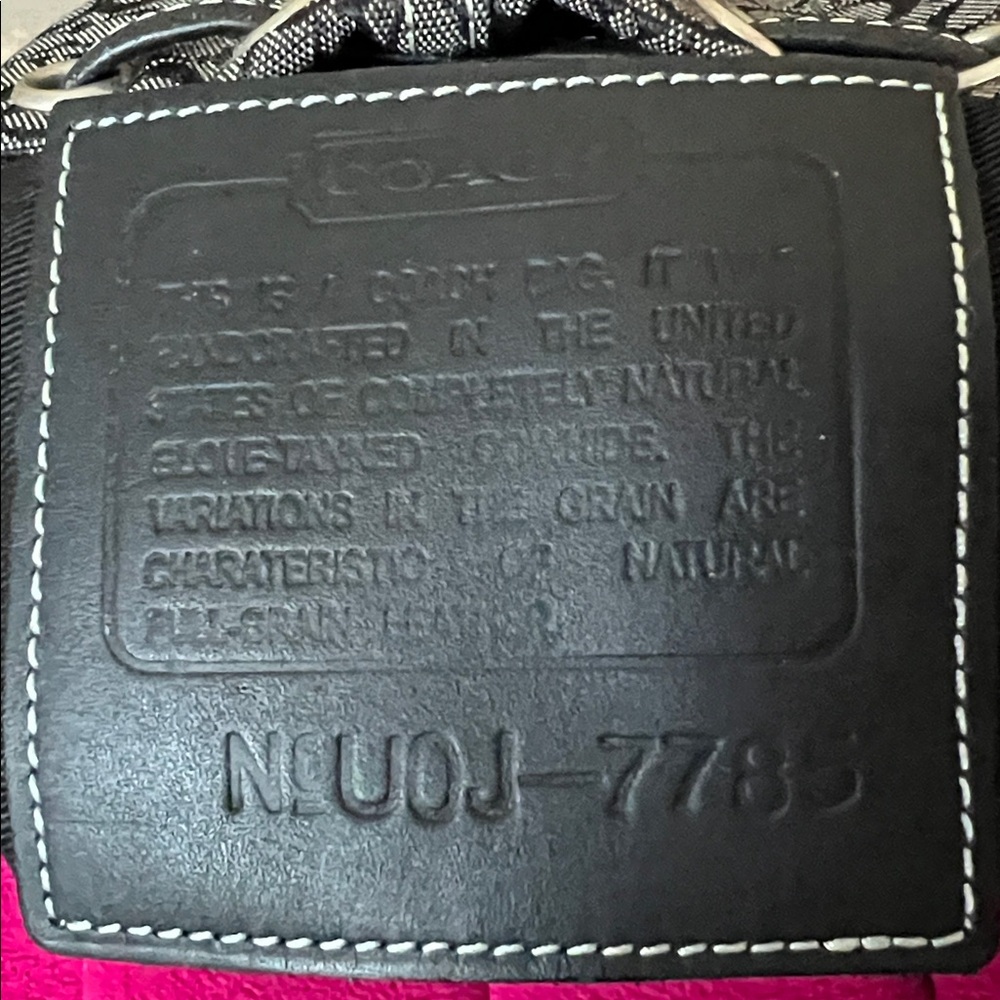 Coach Vintage Mini Signature Bucket Wristlet - Picture 11 of 11